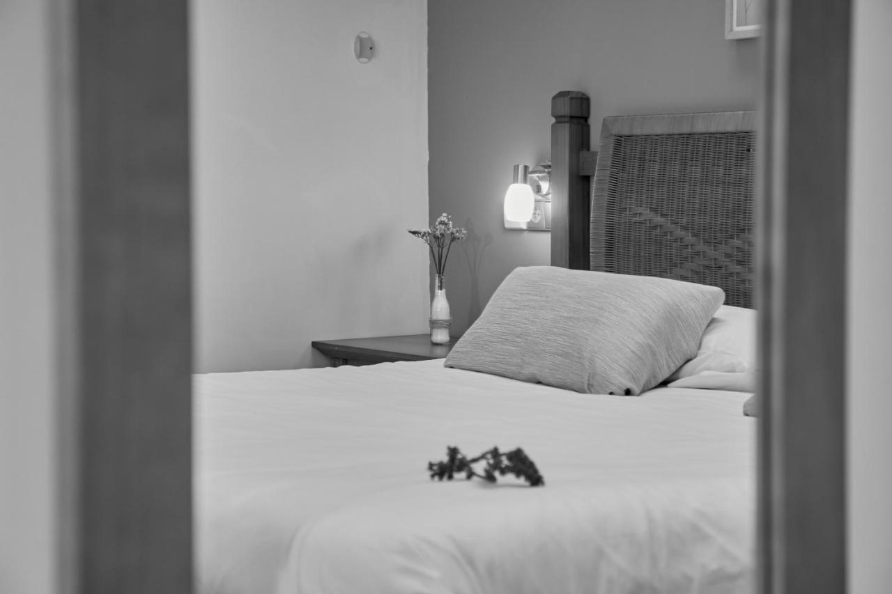 Hotel Casa Azcona Zizur Mayor ภายนอก รูปภาพ