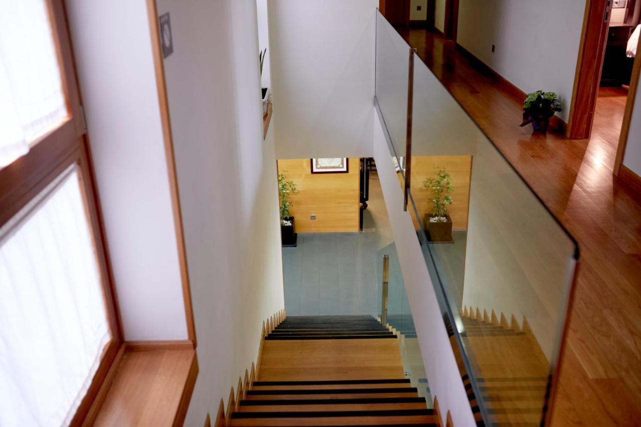 Hotel Casa Azcona Zizur Mayor ภายนอก รูปภาพ