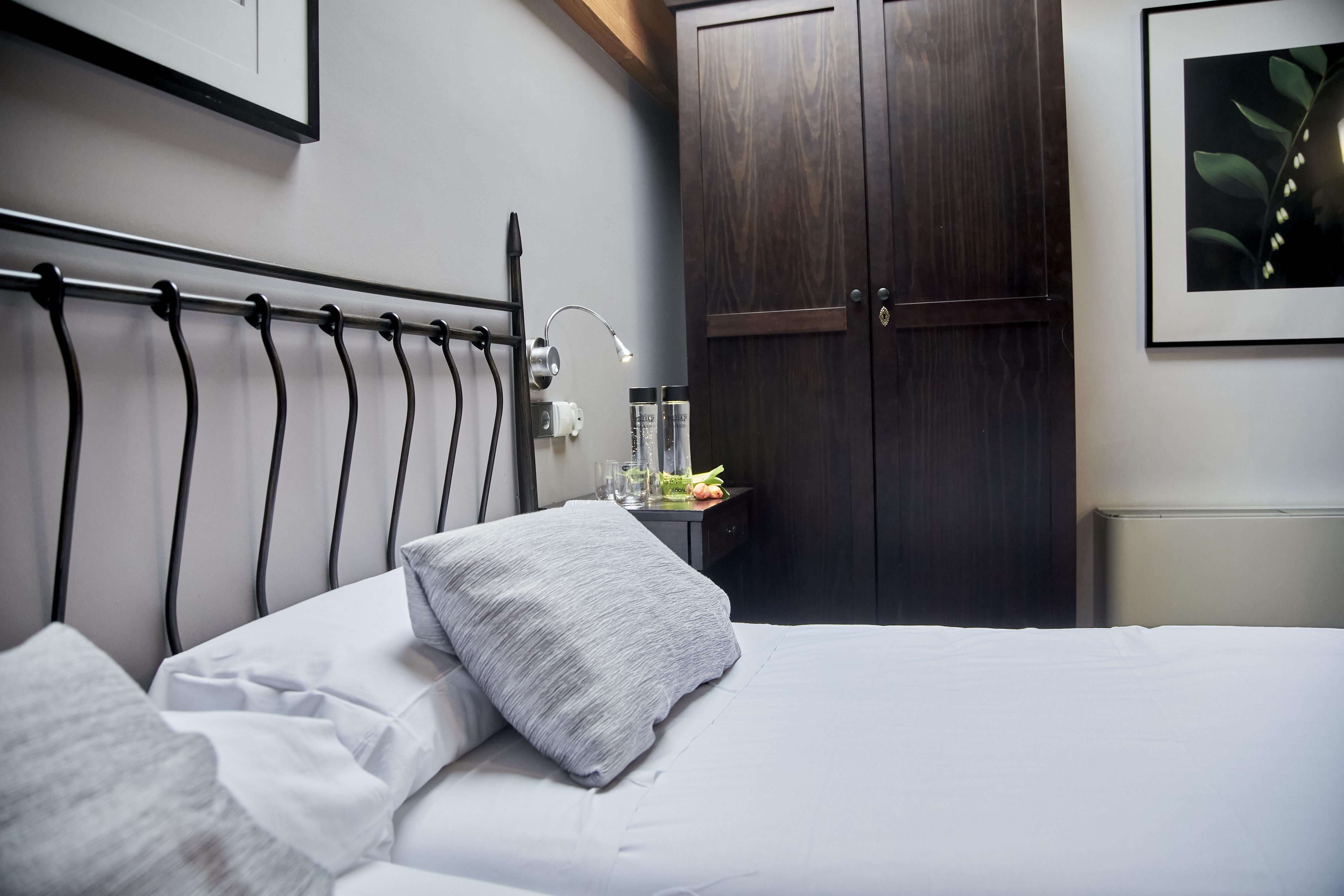 Hotel Casa Azcona Zizur Mayor ภายนอก รูปภาพ