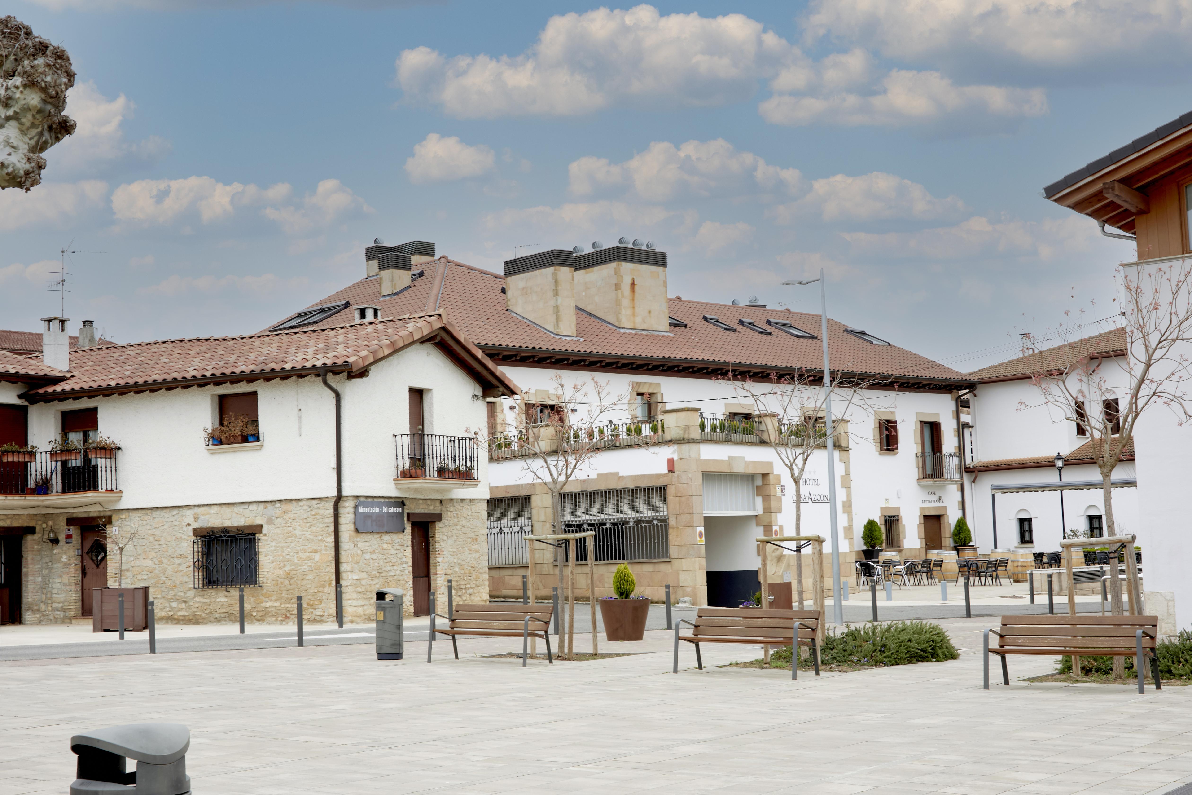 Hotel Casa Azcona Zizur Mayor ภายนอก รูปภาพ